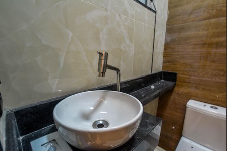 Casa à venda com 147m², 3 quartos e 4 vagas Casa à venda com 147m², 3 quartos e 4 vagasLavabo