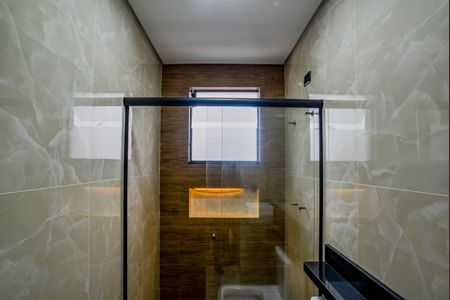 Casa à venda com 147m², 3 quartos e 4 vagas Casa à venda com 147m², 3 quartos e 4 vagasBanheiro da Suíte