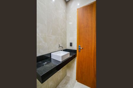 Casa à venda com 147m², 3 quartos e 4 vagas Casa à venda com 147m², 3 quartos e 4 vagasBanheiro da Suíte