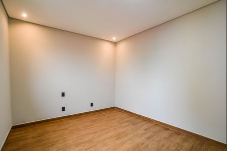 Casa à venda com 147m², 3 quartos e 4 vagas Casa à venda com 147m², 3 quartos e 4 vagasQuarto 1