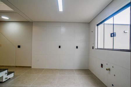 Casa à venda com 147m², 3 quartos e 4 vagas Casa à venda com 147m², 3 quartos e 4 vagasCozinha