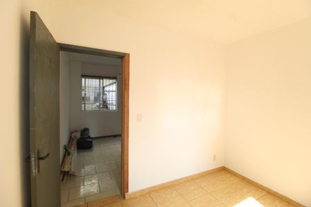 Quarto 1 de apartamento para alugar com 2 quartos, 40m² em Santa Rosa de Lima, Porto Alegre