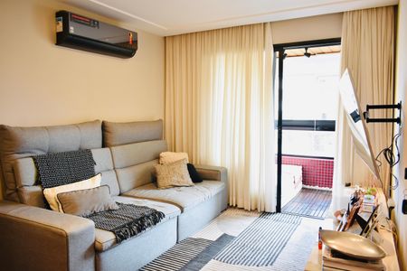 Apartamento à venda com 105m², 3 quartos e 2 vagas Apartamento à venda com 105m², 3 quartos e 2 vagasSala