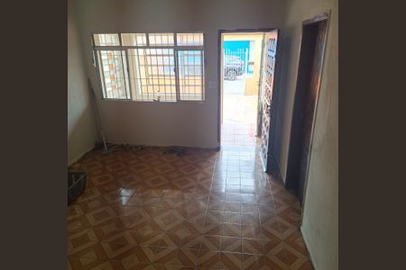 Sala de casa à venda com 3 quartos, 100m² em Jardim Cotinha, São Paulo