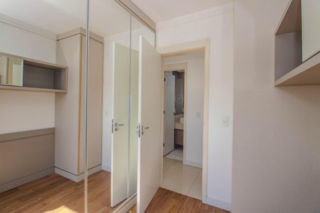 Quarto 1 de apartamento para alugar com 2 quartos, 50m² em Sarandi, Porto Alegre