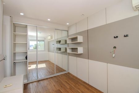 Quarto 2 de apartamento para alugar com 2 quartos, 50m² em Sarandi, Porto Alegre