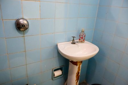 Casa à venda com 130m², 3 quartos e 2 vagas Casa à venda com 130m², 3 quartos e 2 vagasBanheiro 2