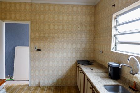 Casa à venda com 130m², 3 quartos e 2 vagas Casa à venda com 130m², 3 quartos e 2 vagasCozinha