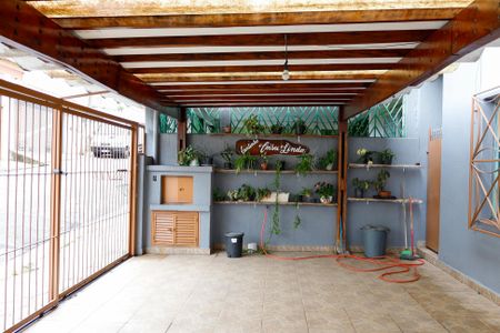 Casa à venda com 130m², 3 quartos e 2 vagas Casa à venda com 130m², 3 quartos e 2 vagasGaragem