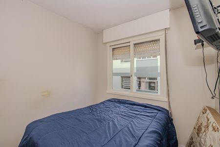 Quarto de apartamento à venda com 1 quarto, 50m² em Passo D’areia, Porto Alegre