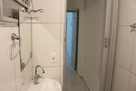 Banheiro Social de casa para alugar com 1 quarto, 40m² em Santa Maria, São Caetano do Sul