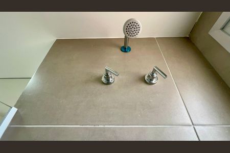 Apartamento para alugar com 64m², 1 quarto e 1 vaga Apartamento para alugar com 64m², 1 quarto e 1 vagaBanheiro da Suíte