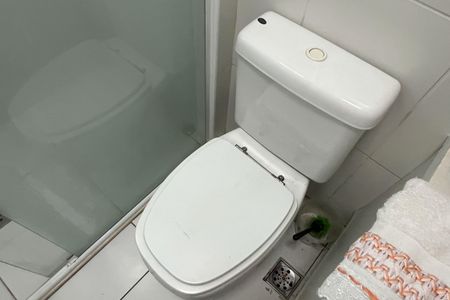 Apartamento para alugar com 180m², 3 quartos e 2 vagas Apartamento para alugar com 180m², 3 quartos e 2 vagasBanheiro da Suíte 2