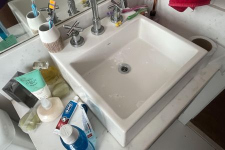 Apartamento para alugar com 180m², 3 quartos e 2 vagas Apartamento para alugar com 180m², 3 quartos e 2 vagasBanheiro