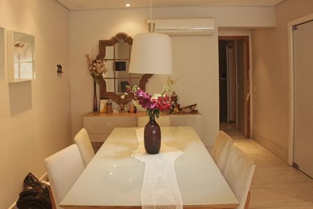 Apartamento para alugar com 180m², 3 quartos e 2 vagasSala