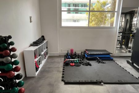 Apartamento para alugar com 180m², 3 quartos e 2 vagas Apartamento para alugar com 180m², 3 quartos e 2 vagasÁrea comum