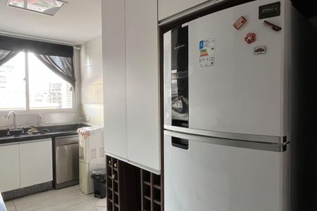 Apartamento para alugar com 180m², 3 quartos e 2 vagas Apartamento para alugar com 180m², 3 quartos e 2 vagasCozinha