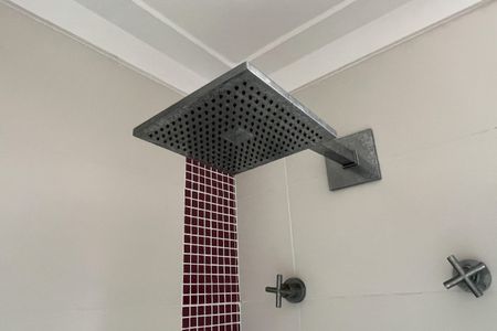 Apartamento para alugar com 180m², 3 quartos e 2 vagas Apartamento para alugar com 180m², 3 quartos e 2 vagasBanheiro da Suíte 1