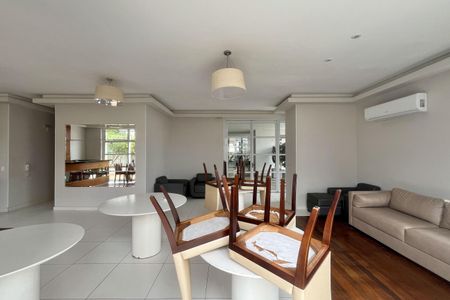 Apartamento para alugar com 180m², 3 quartos e 2 vagas Apartamento para alugar com 180m², 3 quartos e 2 vagasÁrea comum