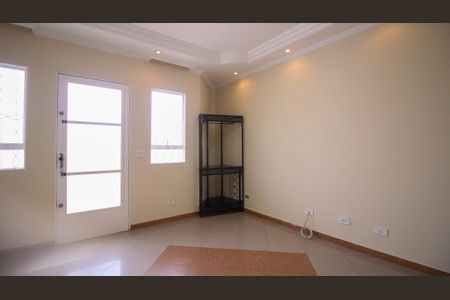 Sala de casa para alugar com 2 quartos, 90m² em Vila Antonieta, São Paulo