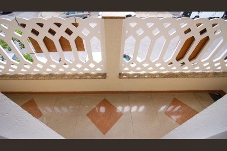 Varanda de casa para alugar com 2 quartos, 90m² em Vila Antonieta, São Paulo