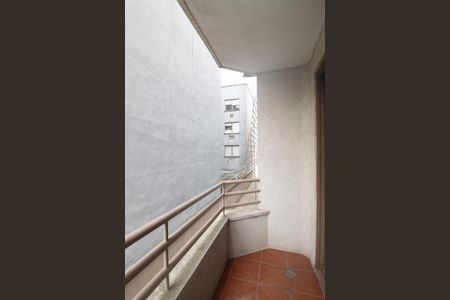 Apartamento à venda com 89m², 2 quartos e 1 vaga Apartamento à venda com 89m², 2 quartos e 1 vagaVaranda