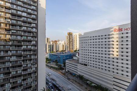 Varanda de apartamento à venda com 1 quarto, 25m² em Vila Nova Conceição, São Paulo