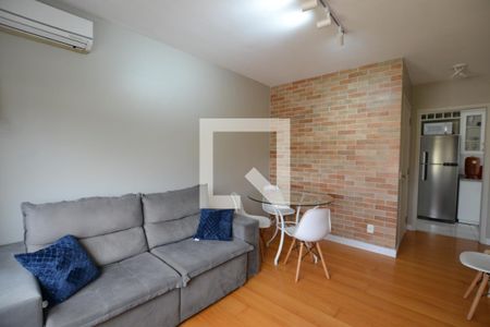 Sala de apartamento para alugar com 2 quartos, 55m² em Medianeira, Porto Alegre