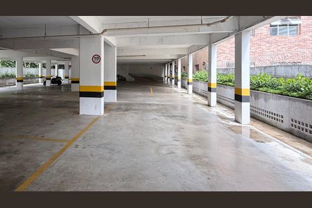 Apartamento para alugar com 64m², 2 quartos e 2 vagas Apartamento para alugar com 64m², 2 quartos e 2 vagasÁrea comum