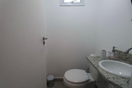 Apartamento para alugar com 64m², 2 quartos e 2 vagas Apartamento para alugar com 64m², 2 quartos e 2 vagasBanheiro social