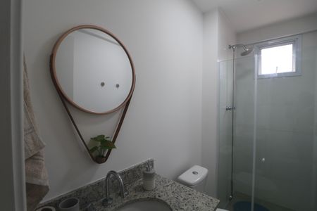 Apartamento para alugar com 64m², 2 quartos e 2 vagas Apartamento para alugar com 64m², 2 quartos e 2 vagasBanheiro social
