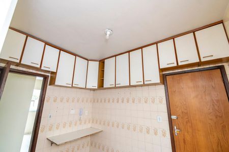 Apartamento para alugar com 83m², 3 quartos e 1 vaga Apartamento para alugar com 83m², 3 quartos e 1 vagaCozinha - Armários