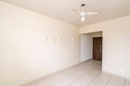 Apartamento para alugar com 83m², 3 quartos e 1 vaga Apartamento para alugar com 83m², 3 quartos e 1 vagaSala