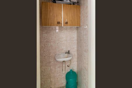 Apartamento à venda com 65m², 2 quartos e 1 vagaBanheiro de serviço