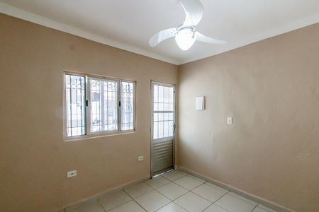 Casa para alugar com 1 quarto, 50m² em Vila Santo Henrique, São Paulo