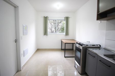 Sala/Cozinha de apartamento para alugar com 1 quarto, 25m² em Vila Andrade, São Paulo
