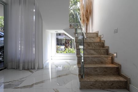 Casa de condomínio para alugar com 240m², 3 quartos e 4 vagasSala 3