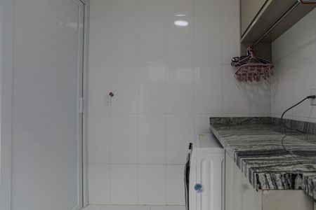 Casa de condomínio para alugar com 240m², 3 quartos e 4 vagasÁrea de Serviço