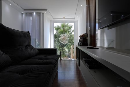 Casa de condomínio para alugar com 240m², 3 quartos e 4 vagasSala 1