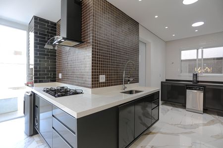 Casa de condomínio para alugar com 240m², 3 quartos e 4 vagasCozinha