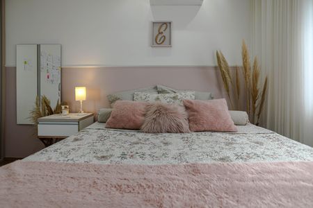 Casa de condomínio para alugar com 240m², 3 quartos e 4 vagasSuíte 2