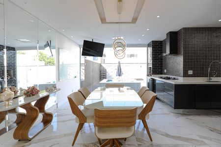 Casa de condomínio para alugar com 240m², 3 quartos e 4 vagasCopa