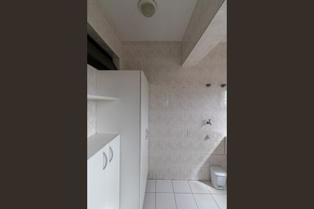 Apartamento à venda com 74m², 2 quartos e 2 vagas Apartamento à venda com 74m², 2 quartos e 2 vagasÁrea de Serviço