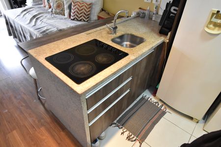 Studio de kitnet/studio para alugar com 1 quarto, 48m² em Bigorrilho, Curitiba