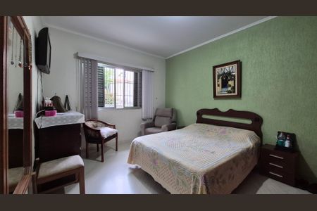 Casa à venda com 240m², 4 quartos e 3 vagasQuarto 2