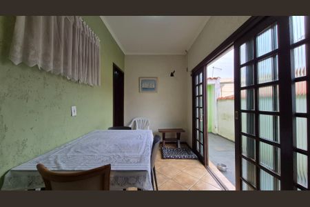Casa à venda com 240m², 4 quartos e 3 vagasCozinha