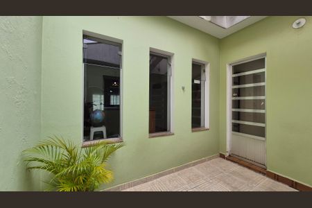 Casa à venda com 240m², 4 quartos e 3 vagasArea externa