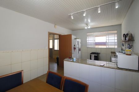 Casa para alugar com 153m², 3 quartos e 7 vagasCozinha