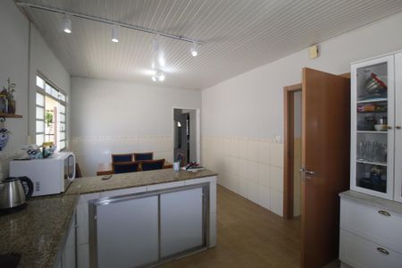 Casa para alugar com 153m², 3 quartos e 7 vagasCozinha