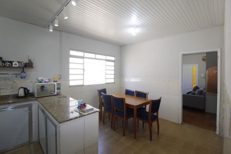 Casa para alugar com 153m², 3 quartos e 7 vagasCozinha